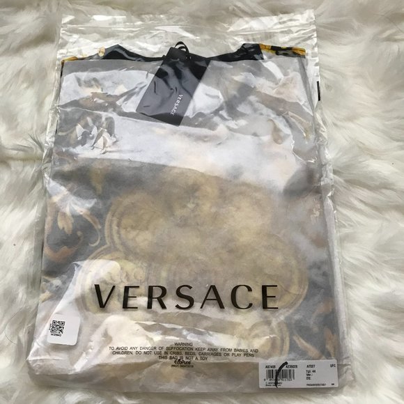 Sold Versace Baroque-Print T-shirt - Picture 11 of 11